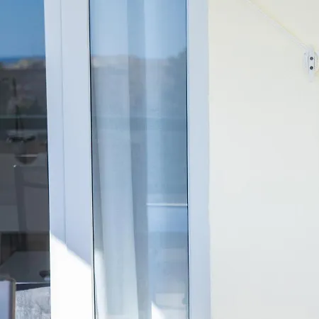 Cubo's La Terraza Del Mar アパート